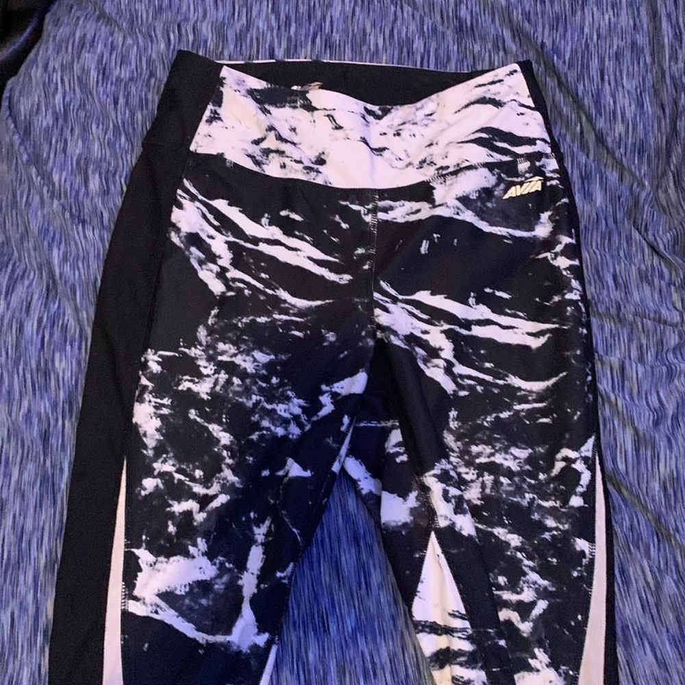 capris